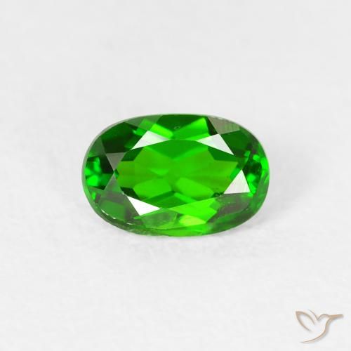 0.56ct Naturel Vert forêt clair Diopside Chrome, ovale, VS