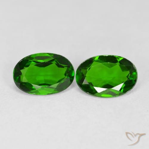 1.35ctw Naturel Vert forêt clair Diopside Chrome, ovale, VS