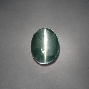 Chrysoberyl cat's eye vert naturelle coupe ovale, 3,05 ct, opaque