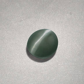 Chrysoberyl cat's eye vert naturelle coupe ovale, 0,73 ct, opaque