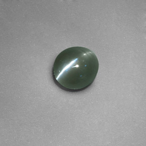 Chrysoberyl cat's eye vert naturelle coupe ovale, 0,71 ct, translucide