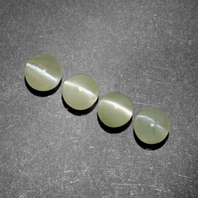 Achetez naturel ct vert chrysoberyl cat's eye gems, transparent, en provenance inde chez gemselect. en stock, livraison internationale!
