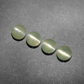 Achetez naturel ct vert chrysoberyl cat's eye gems, transparent, en provenance inde chez gemselect. en stock, livraison internationale!