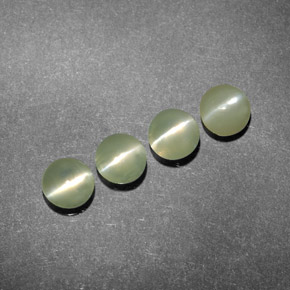 Achetez naturel ct vert chrysoberyl cat's eye gems, transparent, en provenance inde chez gemselect. en stock, livraison internationale!
