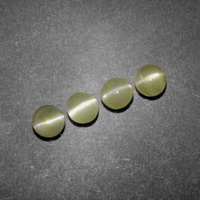 Achetez naturel ct vert chrysoberyl cat's eye gems, transparent, en provenance inde chez gemselect. en stock, livraison internationale!