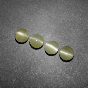 Achetez naturel ct vert chrysoberyl cat's eye gems, transparent, en provenance inde chez gemselect. en stock, livraison internationale!
