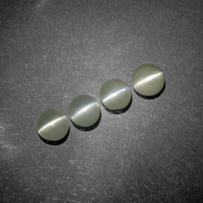 Achetez naturel ct vert chrysoberyl cat's eye gems, transparent, en provenance inde chez gemselect. en stock, livraison internationale!