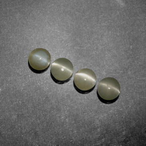 Achetez naturel 1,38ct vert chrysoberyl cat's eye gems, transparent, en provenance inde chez gemselect. en stock, livraison internationale!