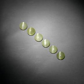 Achetez naturel ct vert chrysoberyl cat's eye gems, transparent, en provenance inde chez gemselect. en stock, livraison internationale!