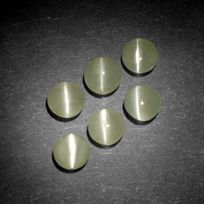 Achetez naturel ct vert chrysoberyl cat's eye gems, transparent, en provenance inde chez gemselect. en stock, livraison internationale!