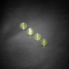 Achetez naturel ct vert chrysoberyl cat's eye gems, transparent, en provenance inde chez gemselect. en stock, livraison internationale!