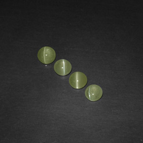 Achetez naturel ct vert chrysoberyl cat's eye gems, transparent, en provenance inde chez gemselect. en stock, livraison internationale!