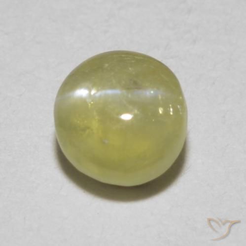 Chrysobéryl œil de chat jaune doré léger naturelle coupe ovale, 0,36 ct, translucide