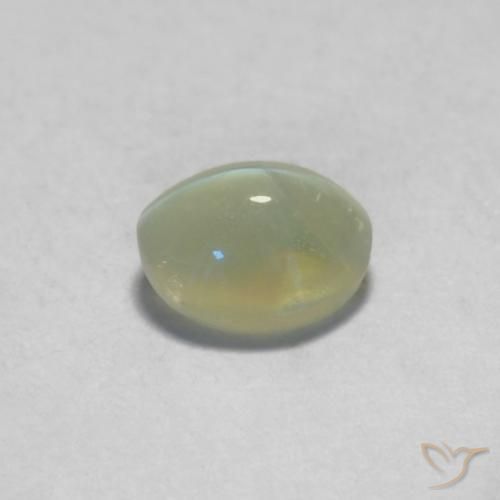 Oeil de Chat Chrysobéryl Vert moyen naturelle ovale, 0.36 ct, Translucide