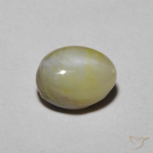 Oeil de Chat Chrysobéryl Jaune moyen naturelle ovale, 1.39 ct, Opaque