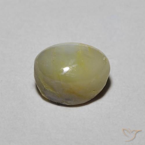 Oeil de Chat Chrysobéryl Jaune moyen naturelle ovale, 1.39 ct, Opaque