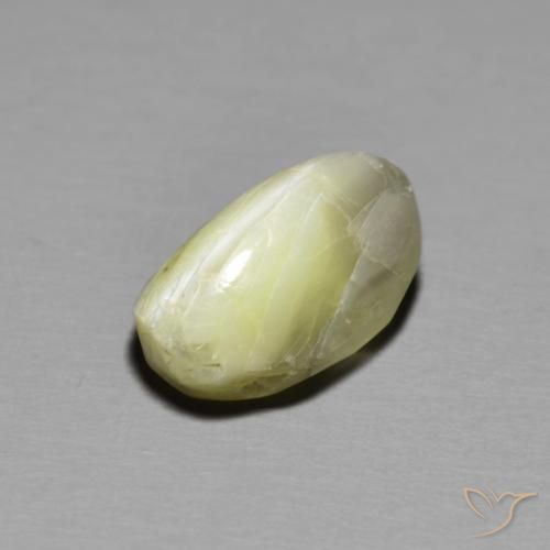 Oeil de Chat Chrysobéryl Jaune moyen naturelle ovale, 2.67 ct, Translucide