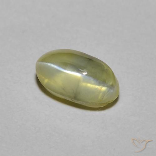 Oeil de Chat Chrysobéryl Jaune moyen naturelle ovale, 1.34 ct, Translucide