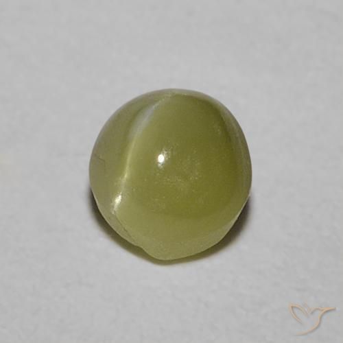 Oeil de Chat Chrysobéryl Vert jaunâtre naturelle ovale, 0.52 ct, Translucide
