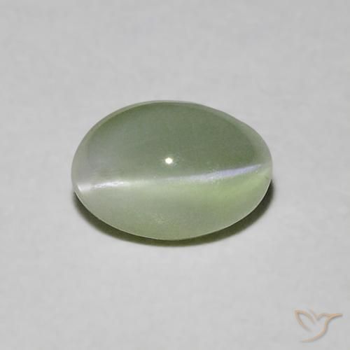 Chrysoberyl cat's eye vert naturelle coupe ovale, 0,90 ct, translucide