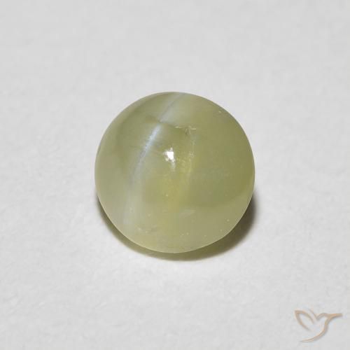 Oeil de Chat Chrysobéryl Vert chaud naturelle ovale, 0.59 ct, Translucide