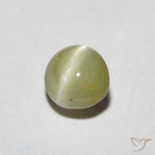 Oeil de Chat Chrysobéryl Vert forêt chaud naturelle ovale, 0.48 ct, Translucide