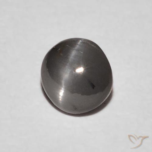 Oeil de Chat Chrysobéryl Gris moyen naturelle ovale, 0.63 ct, Opaque