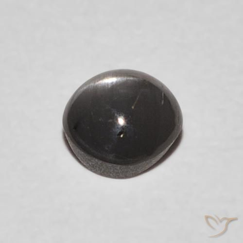 Oeil de Chat Chrysobéryl Gris moyen naturelle ovale, 0.63 ct, Opaque