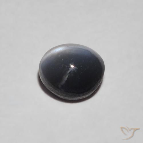 Oeil de Chat Chrysobéryl Gris moyen naturelle ovale, 0.47 ct, Opaque