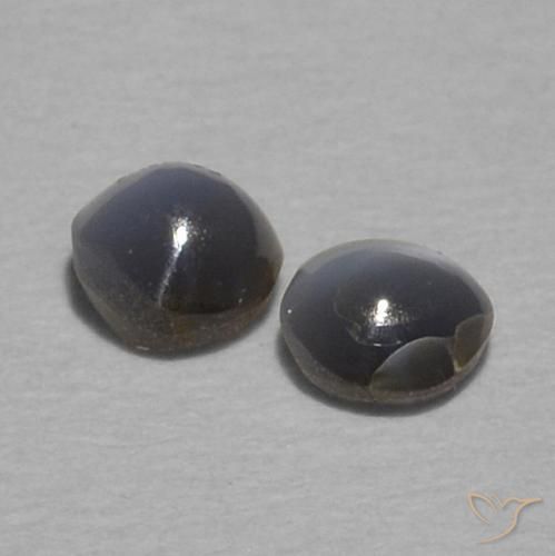 Shop natural 0.36ct Gris foncé Oeil de Chat Chrysobéryl gems, Tour, from Sri Lanka at GemSelect. In stock, global shipping!