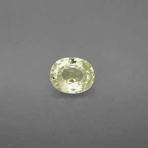 Chrysobéryl jaune naturelle coupe ovale, 0,90 ct, VVS-VS