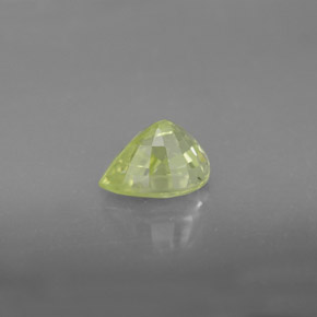 Chrysobéryl vert naturelle en forme de poire, 1,46 ct, VVS-VS