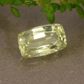 Chrysobéryl Jaune verdâtre naturelle Coupe coussin, 1.31 ct, VVS-VS