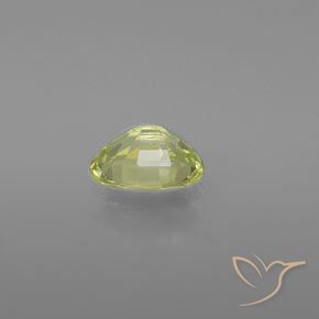 Chrysobéryl Jaune moyen naturelle ovale, 1.22 ct, VVS-VS