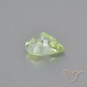 Chrysobéryl Vert jaune léger naturelle En forme de poire, 1.20 ct, VVS