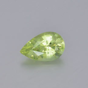 Chrysobéryl Vert lime léger naturelle En forme de poire, 0.83 ct, VVS