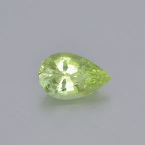 Chrysobéryl Vert lime léger naturelle En forme de poire, 0.83 ct, VVS