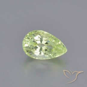 Chrysobéryl Vert clair naturelle En forme de poire, 1.26 ct, VVS-VS