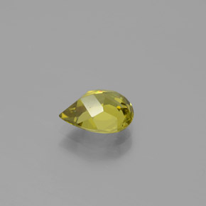 Chrysobéryl Vert Doré naturelle En forme de poire, 1.38 ct, VVS