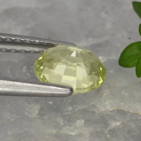 Chrysobéryl jaune naturelle coupe ovale, 0,90 ct, VVS