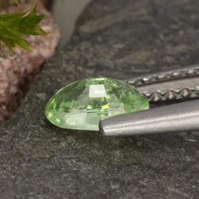 Chrysobéryl Vert naturelle Coupe ovale, 0.49 ct, VS