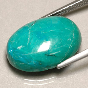 Chrysocolle vert naturelle coupe ovale, 8,90 ct, opaque