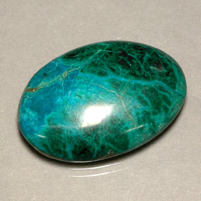 Chrysocolle multicolore naturelle coupe ovale, 22,29 ct, opaque