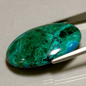 Chrysocolle Multicolore naturelle Coupe ovale, 32.46 ct, Opaque