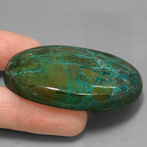Chrysocolle multicolore naturelle coupe ovale, 166,65 ct, opaque