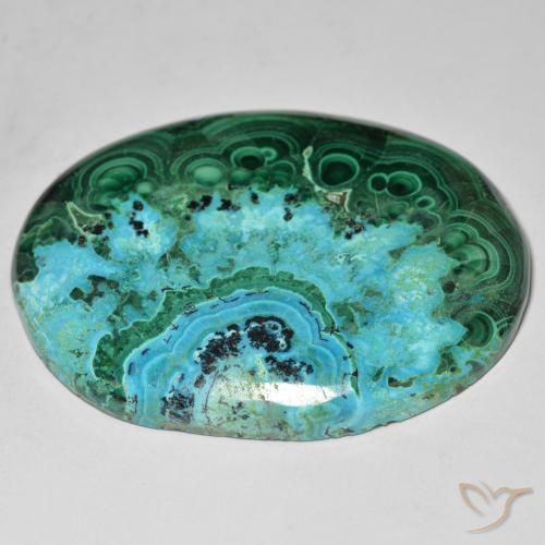 Chrysocolle Multicolore naturelle ovale, 77.09 ct, Opaque