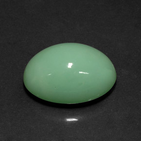 Chrysoprase vert naturelle coupe ovale, 12,08 ct, opaque