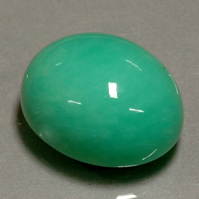 Chrysoprase vert naturelle coupe ovale, 21,02 ct, opaque