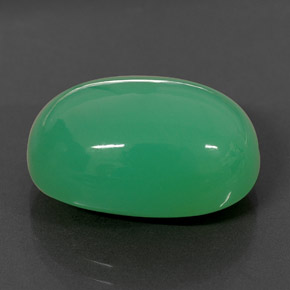 Chrysoprase vert naturelle coupe ovale, 15,84 ct, opaque