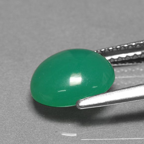 Chrysoprase vert naturelle coupe ovale, 2,15 ct, translucide